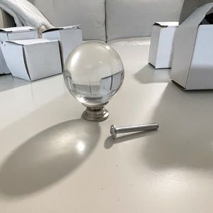 10 BRAND NEW RESTORATION HARDWARE Clear Glass Knobs